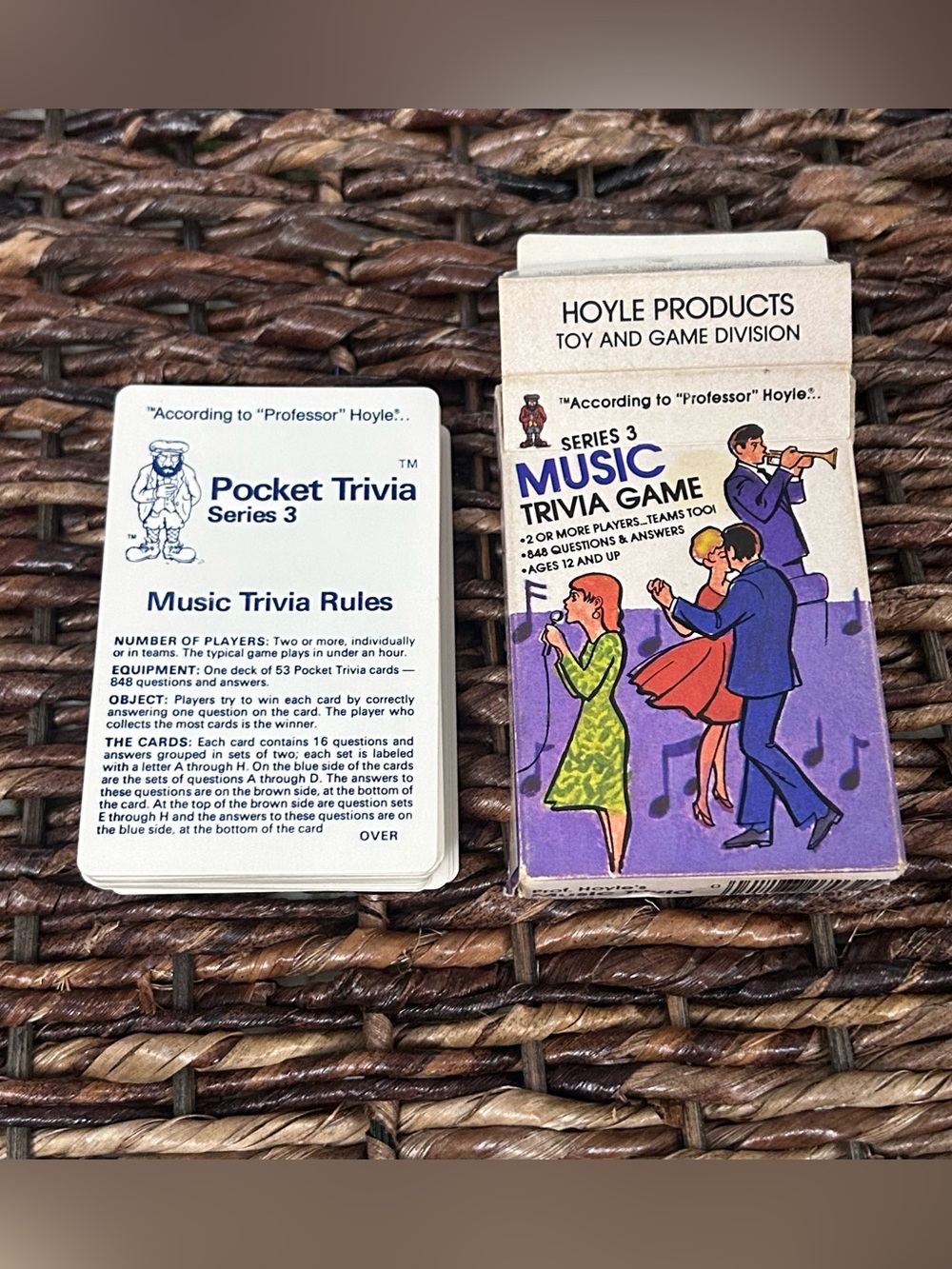 Hoyle Products Pocket Trivia Series 3 Music Trivia Game No. 7032 (1984)